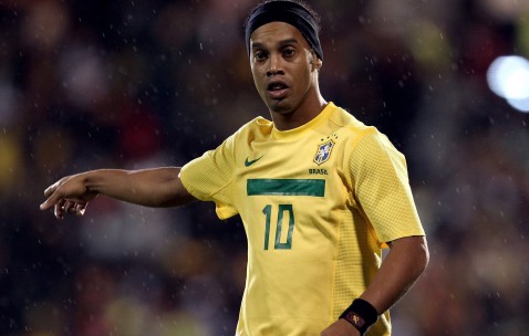 爱游戏官网-羽毛球赛场焦点！日本队对阵葡萄牙队，战况跌宕起伏，悬念直到终场